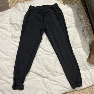 Lulu track pants size 2